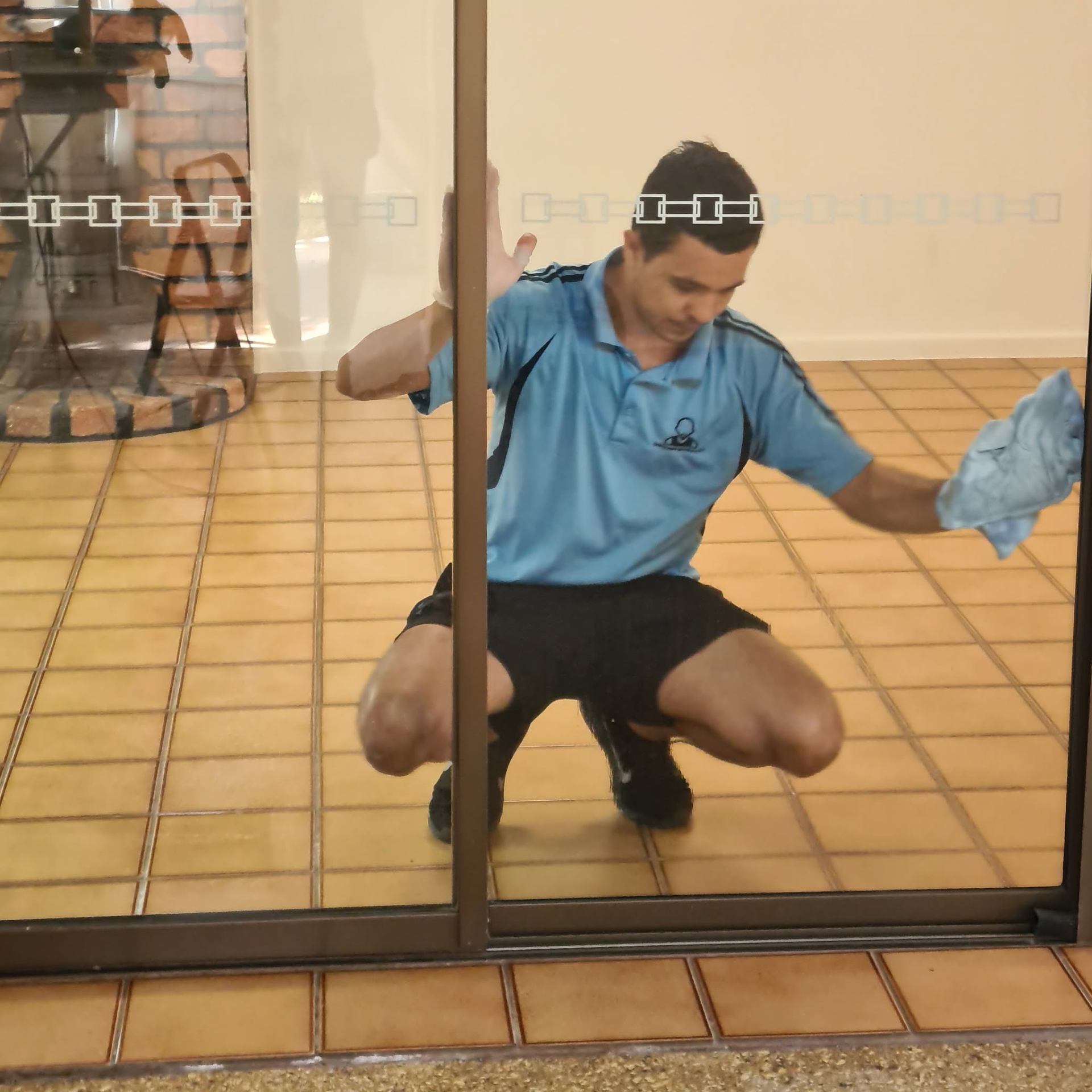 Brett detailing glass doors